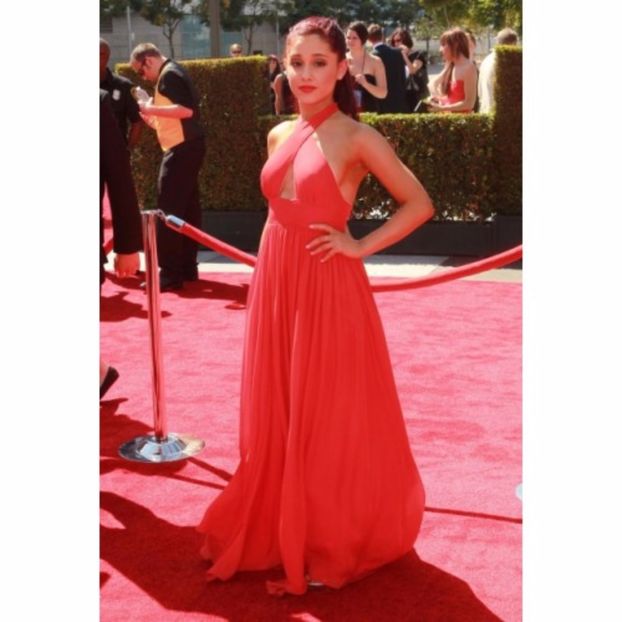 Ariana Grande Red Halter Prom Dress 2012 Creative Arts Emmy Awards Red Carpet 3-500x500 - Ariana Grade appareances Red Carpet