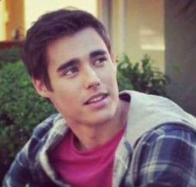 105090320_IGNVZBX3 - 02a Leon - pmv