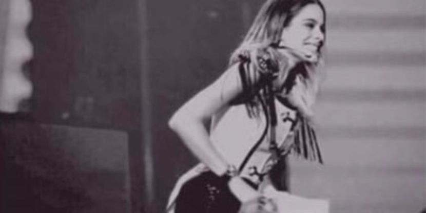 104940740_JENXDVL3 - 01b Martina - pmv