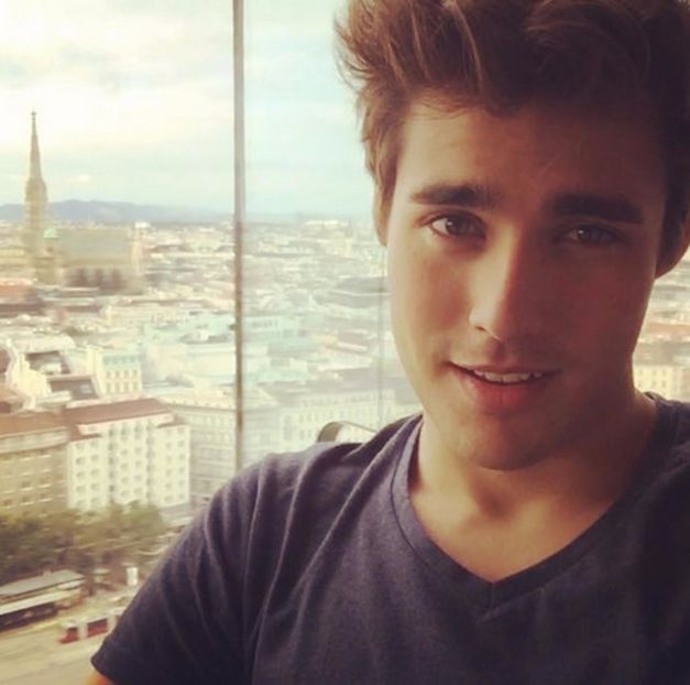 104941384_ZSLJTLA3 - 03a Jorge - pmv