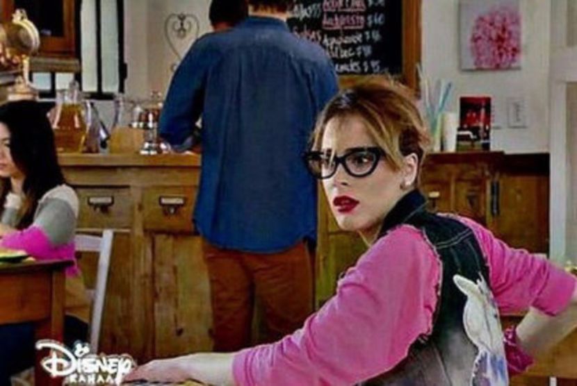 102923940_QPJEEIF3 - 01a Violetta - pmv