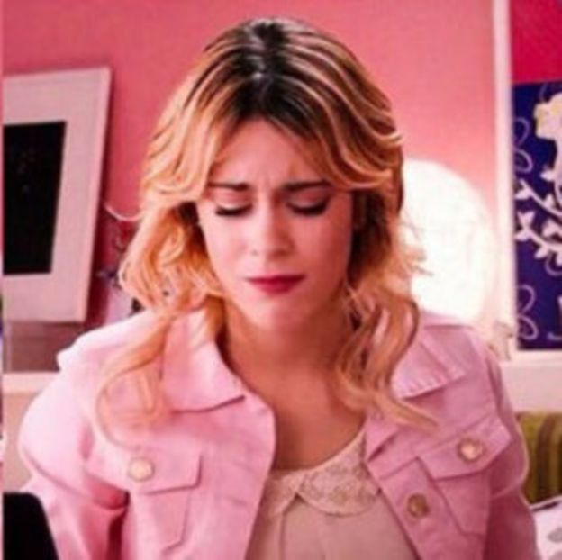 102924312_LIGBMLX - 01a Violetta - pmv