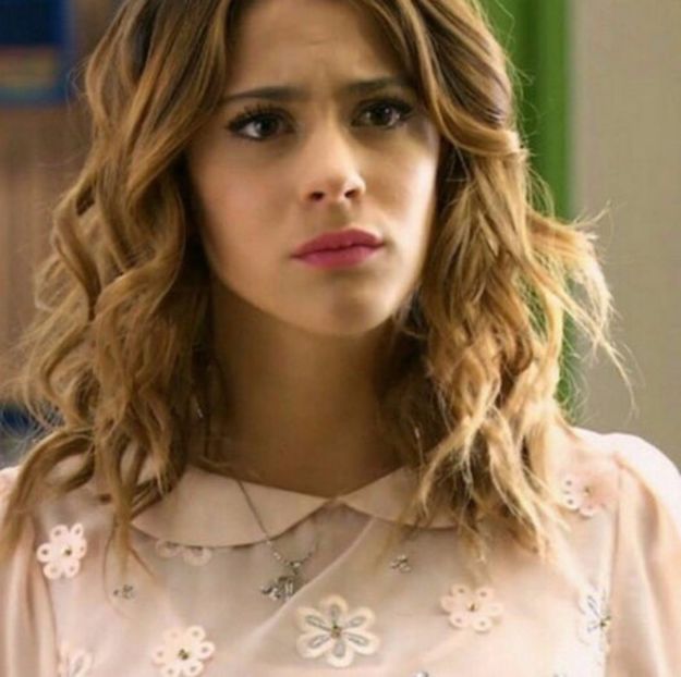 102924428_KMMHXPF - 01a Violetta - pmv