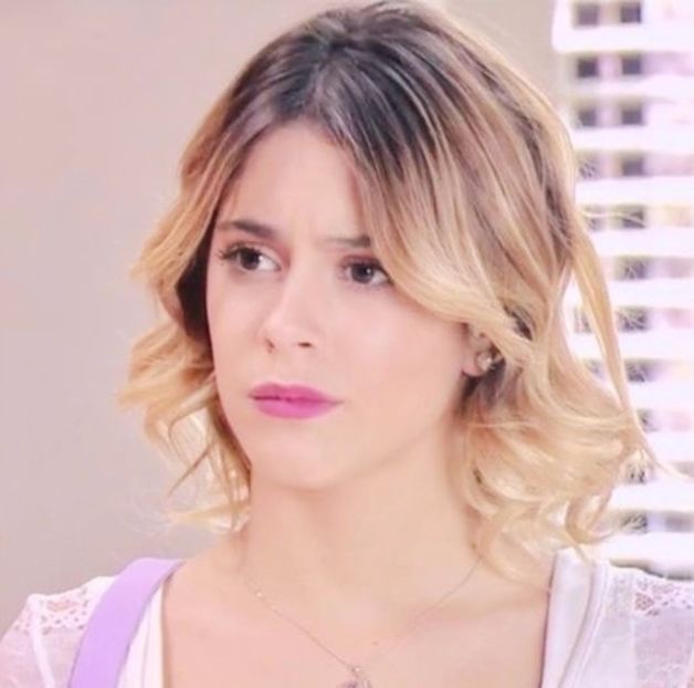 102924629_LCZJOVT3 - 01a Violetta - pmv