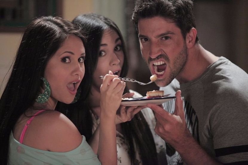 Diversion en el set - En otra piel
