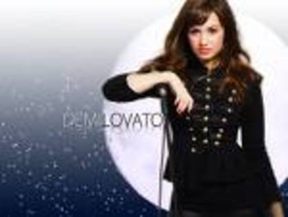 Demi 01 - Wallpaper Demi Lovato