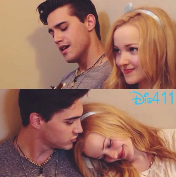 15fd5079809a7035aeee7177f4c54488 - dove cameron