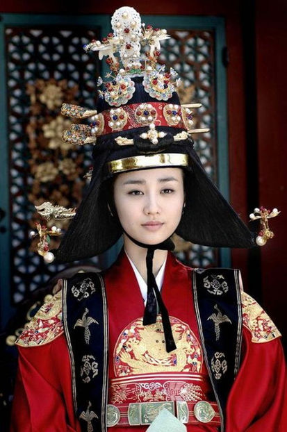 390ee850371fb180eccb091f59438ad8 - Dong YI - JOSEON