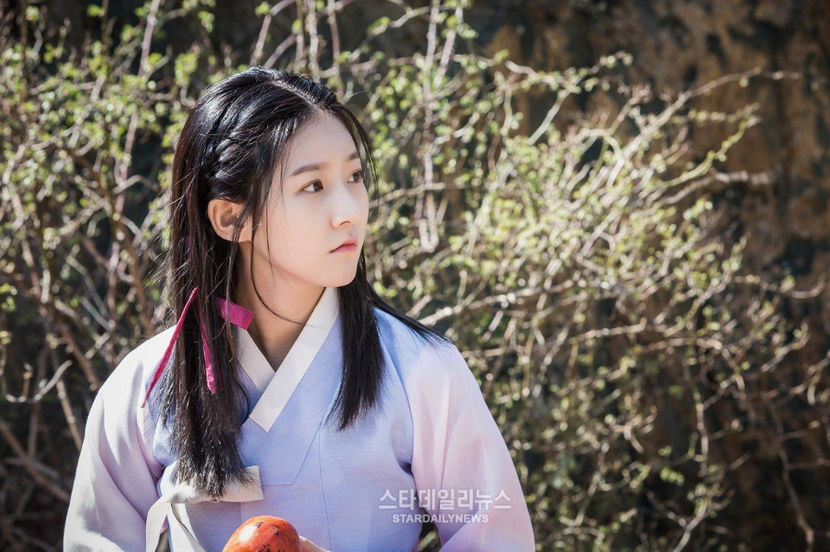 seo ri - Mirror of the Witch JOSEON