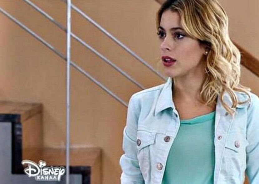 102924639_DVJFEAR - 01a Violetta - pmv