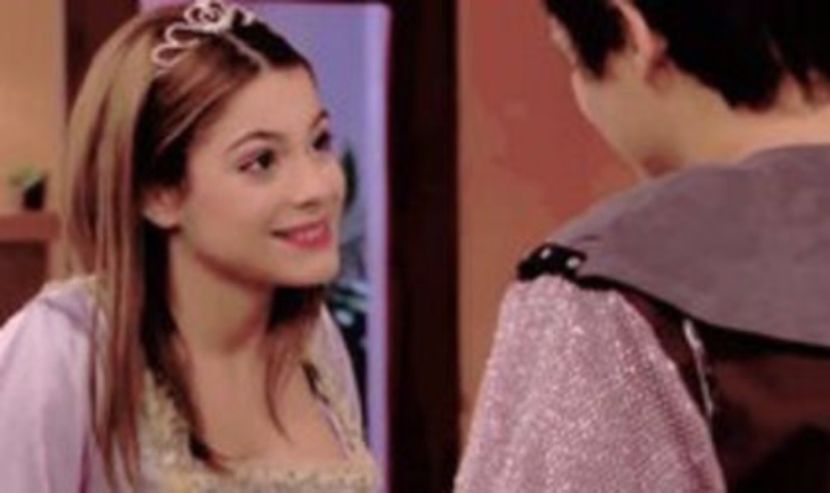102924766_FWSVDYN3 - 01a Violetta - pmv