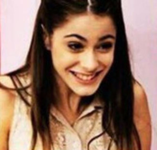 102924780_GQEELAB - 01a Violetta - pmv