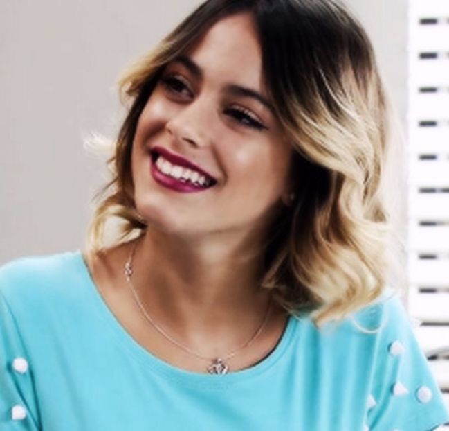 102925095_KZYFUFY - 01a Violetta - pmv