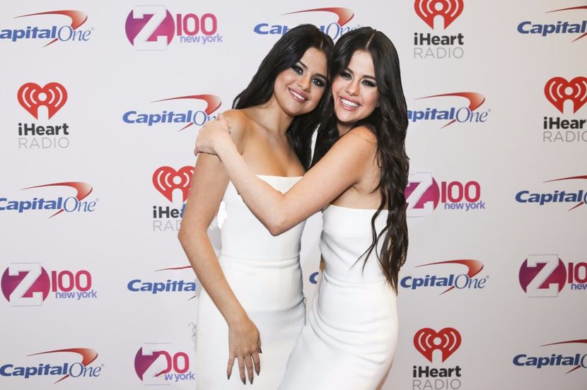  - a selena twins - ps manip