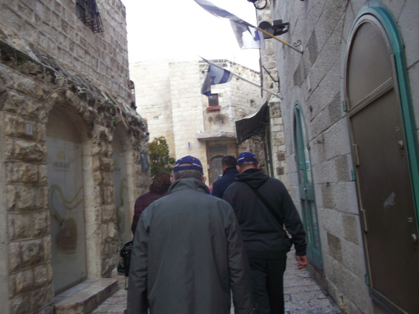 Ierusalim-mergand spre Zidul Plangerii - a cincea zi de pelerinaj