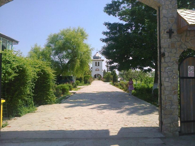 Balaciu Ialomita - Manastiri si Schituri