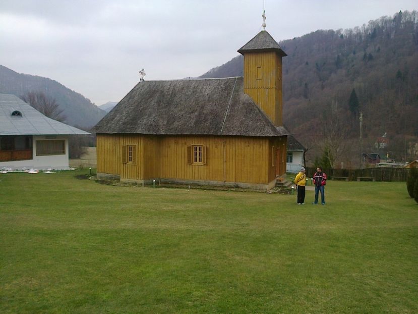 Manastirea Lepsa - Manastiri si Schituri
