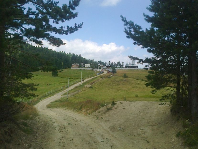 Manastirea Muntioru - Manastiri si Schituri