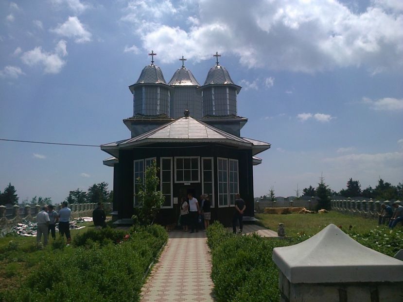 Manastirea Muntioru - Manastiri si Schituri