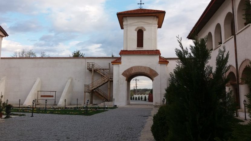  - Comana Manastirea Comana Delta Nejlovului Parcul de Aventura Comana