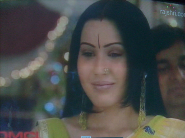 KNKWXONLEBHOOVMHAPL - Kamya Punjabi