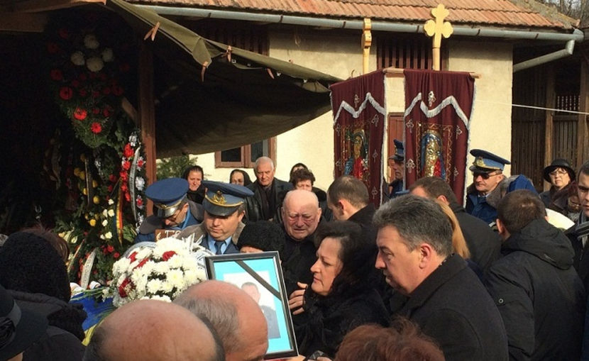  - MILITARI CAZUȚI LA DATORIE