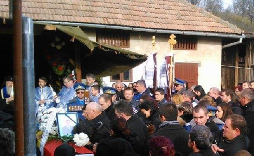  - MILITARI CAZUȚI LA DATORIE