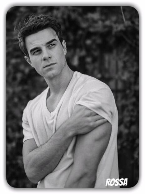 ◇◇◇◇◇◇ - oNathaniel Buzolic