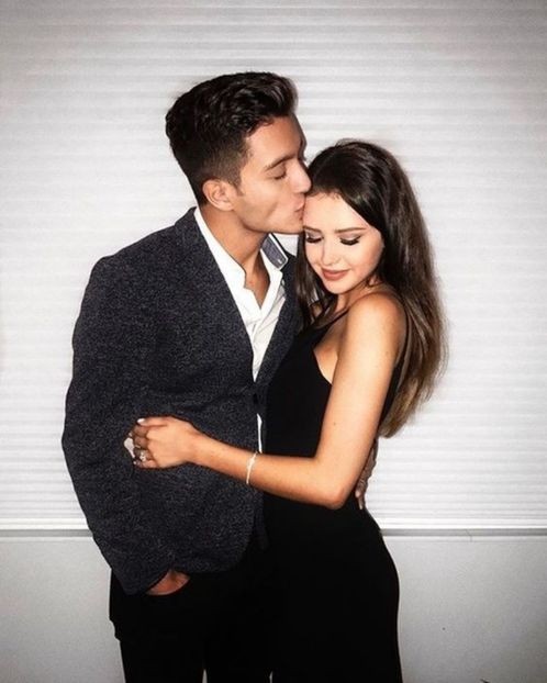 large (1) - couples s