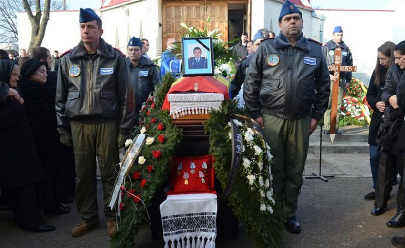  - MILITARI CAZUȚI LA DATORIE