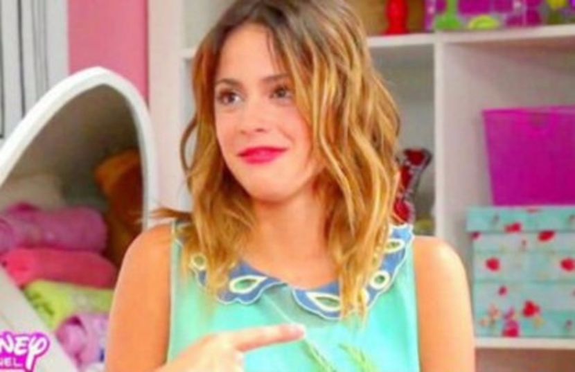 102925395_AXEFDSR3 - 01a Violetta - pmv - 2