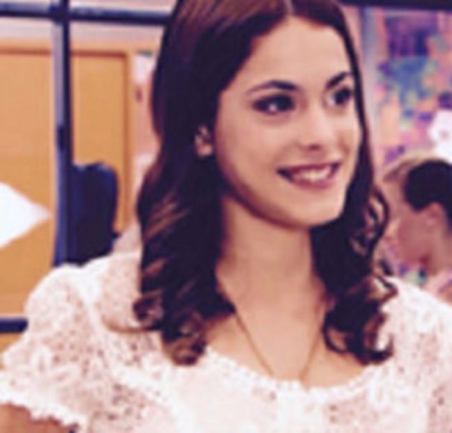 102925470_YEROLOQ - 01a Violetta - pmv - 2