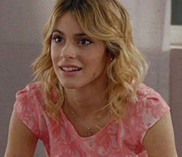 102925513_IKHGDXM - 01a Violetta - pmv - 2