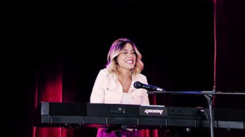 102925862_NVHFITH - 01a Violetta - pmv - 2