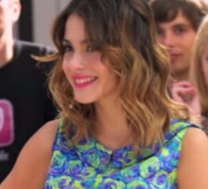 102926034_SHCEEIE3 - 01a Violetta - pmv - 2