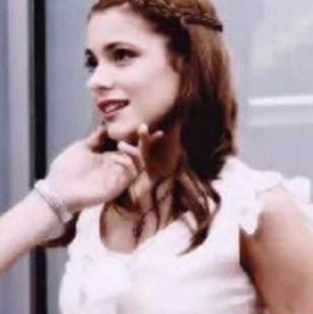 102926038_TOPPXXG - 01a Violetta - pmv - 2