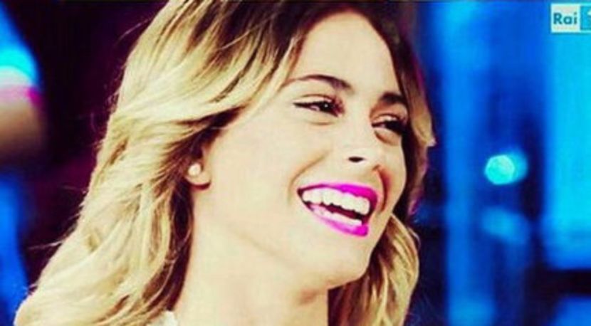 102925995_JHEVLQN - 01b Martina - pmv