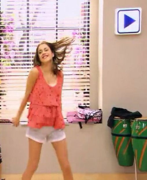 102932054_IPQAQJZ - 01a Violetta - pmv - 2