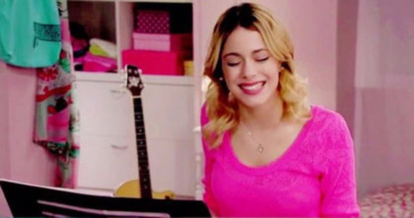 102932067_DGLYFQY - 01a Violetta - pmv - 2