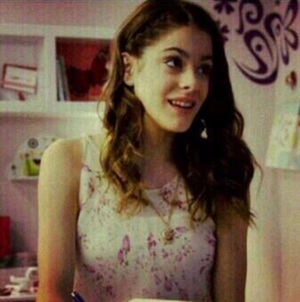 102932093_USFVXKN - 01a Violetta - pmv - 2