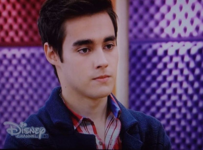 102932310_AKAJMEB - 02a Leon - pmv - 2