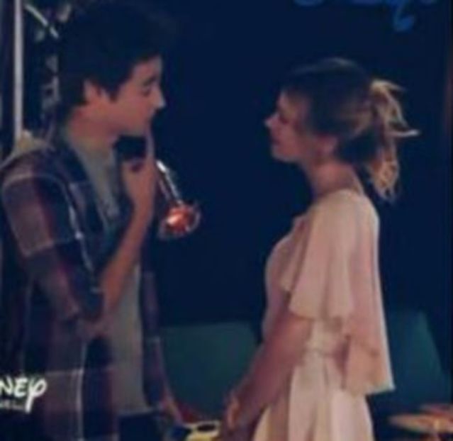 102931680_IRNFJCB3 - 03a Leonetta - pmv - 2