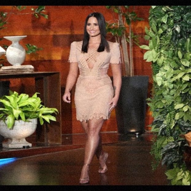 ◤Tomorrow can be too late. Don‘t be one of the reasons why◢ 　　　　┋14 APRILIE 2017 ♡ - get lost in what you love challnge