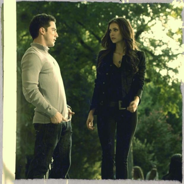ღ. Stai la rand wolf.[intra ca o doamna]=)) - here - episode 51 - done