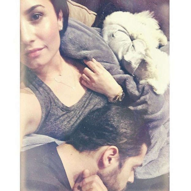rs_600x600-150128135327-600-demi-lovato-wilmer-valderrama-instagram.jw.12815_2 - demi lovato