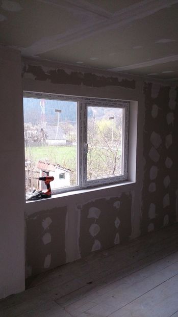  - amenajari interioare si finisari in lemn