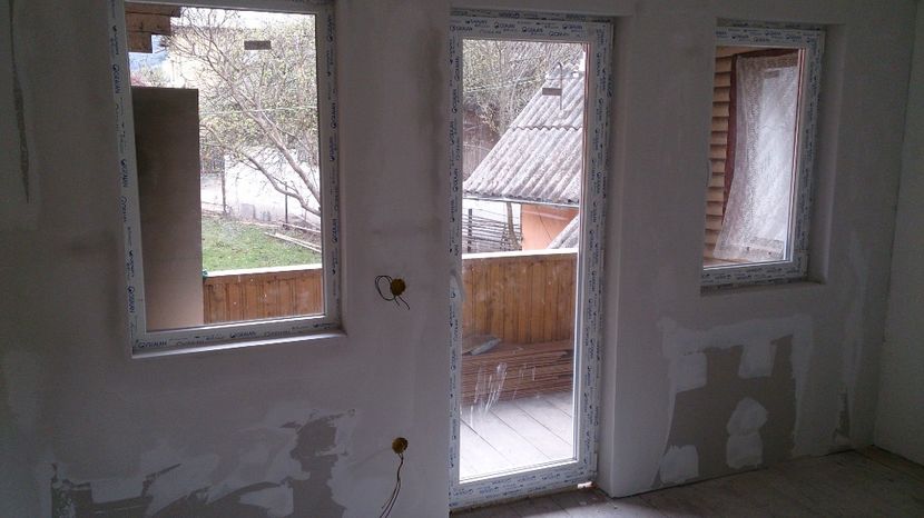  - amenajari interioare si finisari in lemn