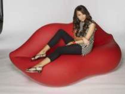 10034811_DYGSWXEZA - miley-hannah
