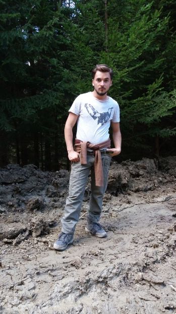 In toata splendoarea-mi  - Drumetie in padure 11 aprilie 2017