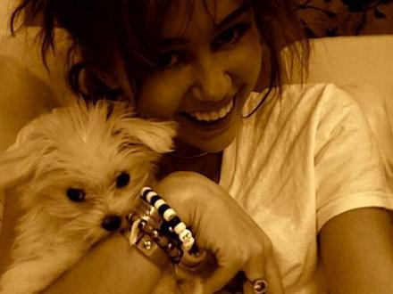with my dog - miley-hannah